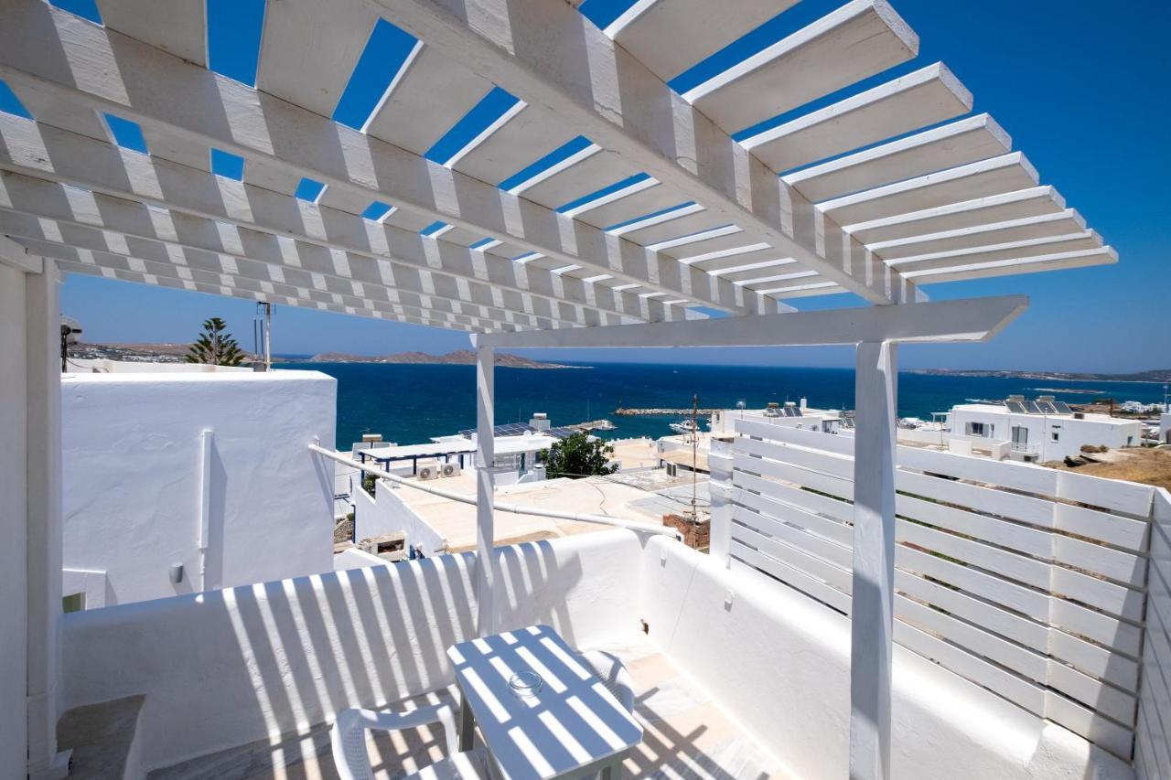 Lorenzo Studios And Suites Paros Naousa Eksteriør billede