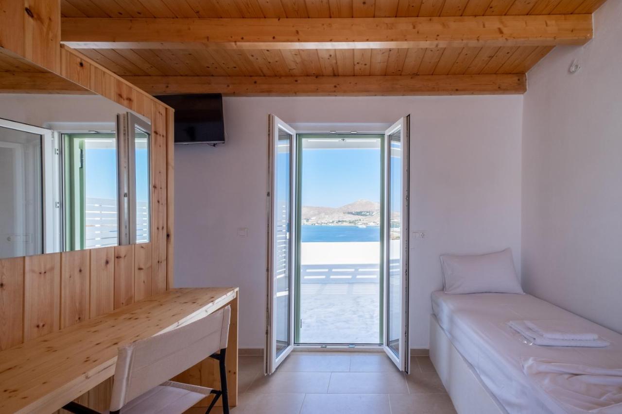 Lorenzo Studios And Suites Paros Naousa Eksteriør billede