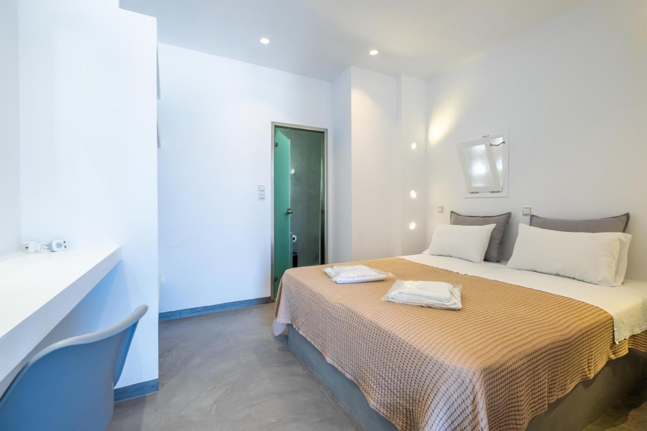 Lorenzo Studios And Suites Paros Naousa Eksteriør billede