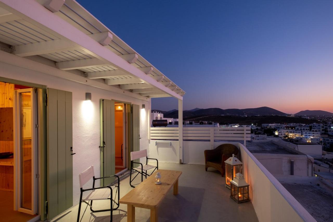 Lorenzo Studios And Suites Paros Naousa Eksteriør billede