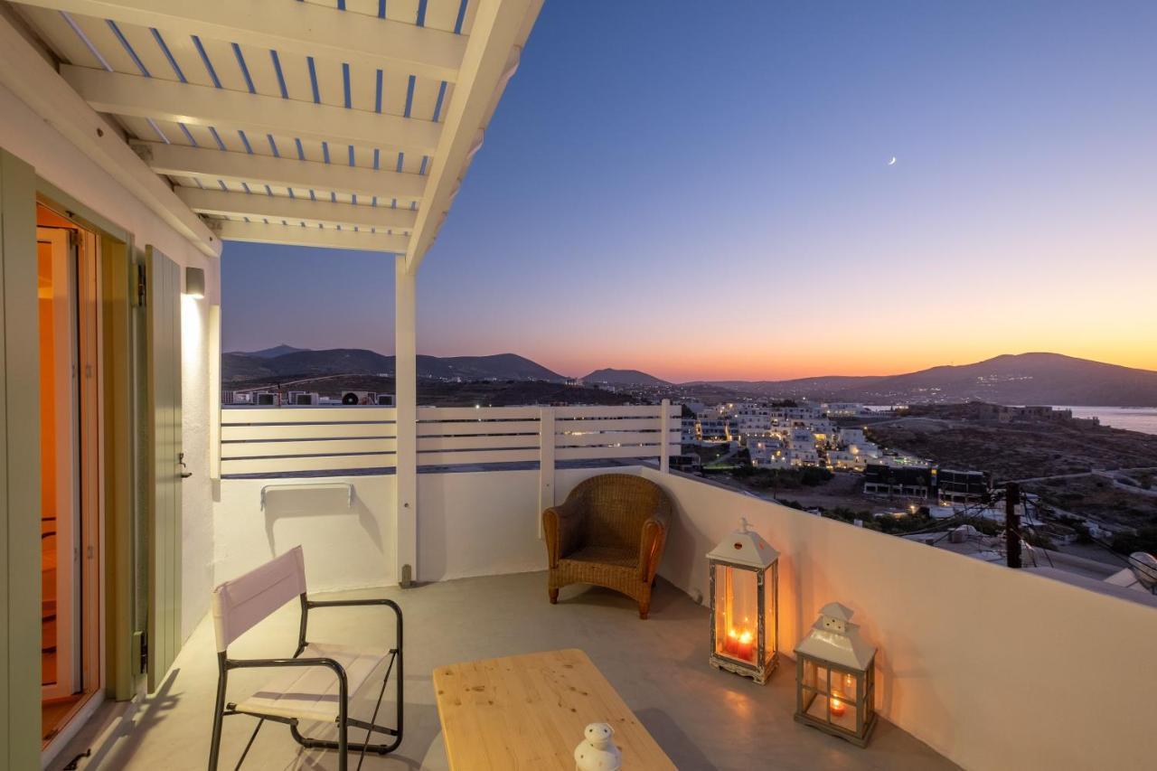 Lorenzo Studios And Suites Paros Naousa Eksteriør billede