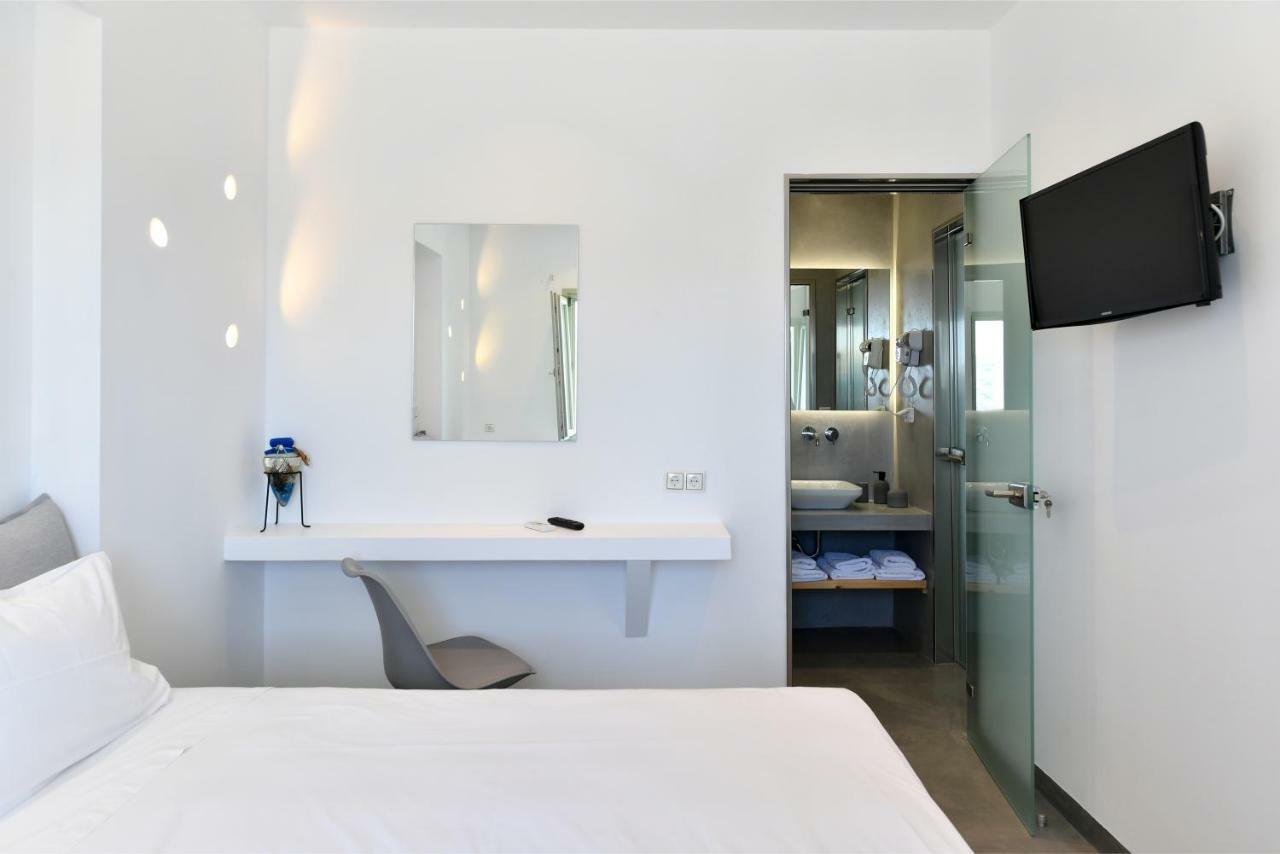 Lorenzo Studios And Suites Paros Naousa Eksteriør billede